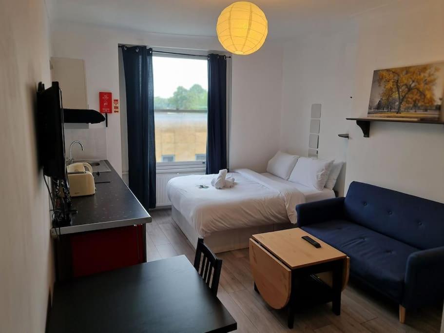 Chic & Modern Studio In Caledonian Rd Londres Exterior foto